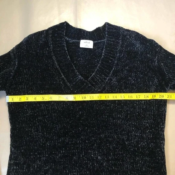 Wilfred free by Aritzia Black Chucky knit sweater - Picture 5 of 9